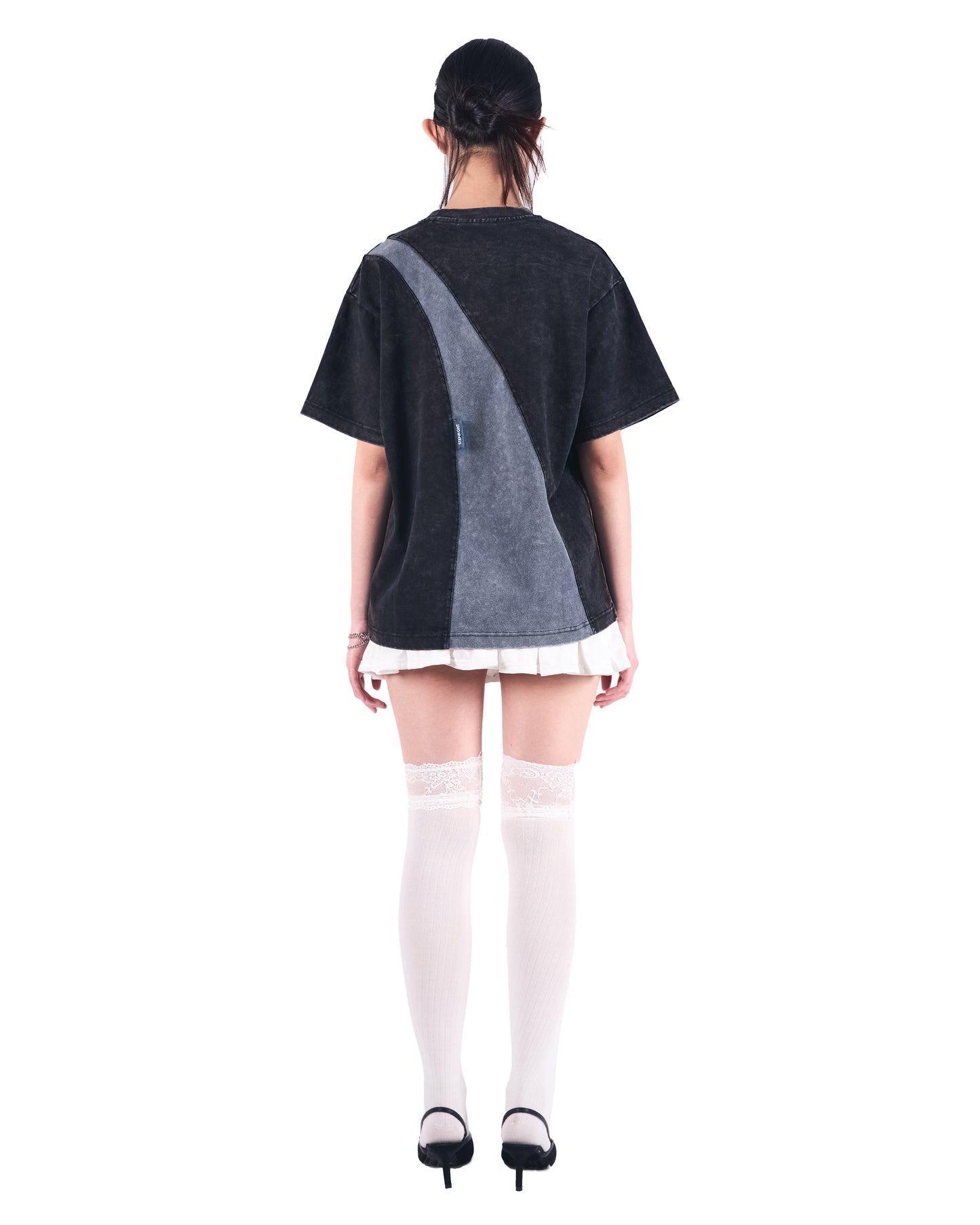 BASALT BLACK CURVE TEE