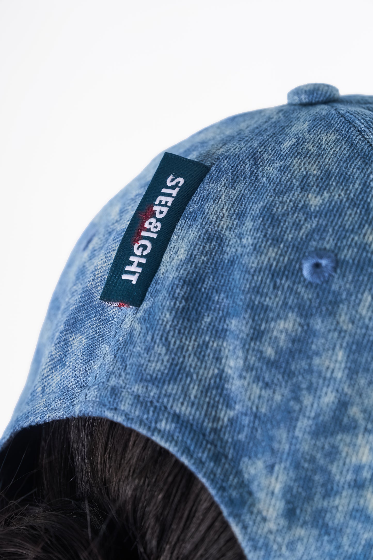 HERITAGE BLUE 8 METAL CAP