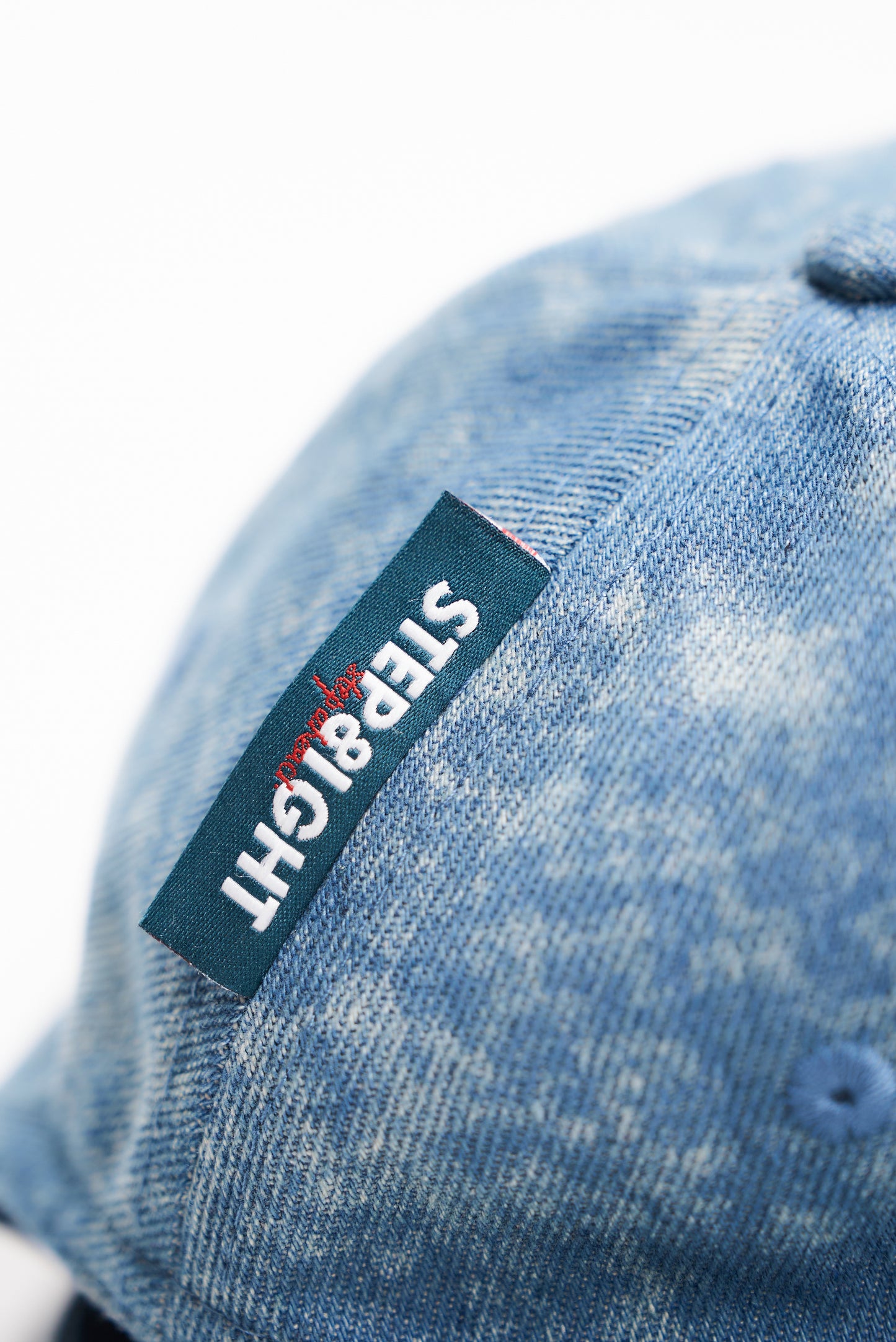 HERITAGE BLUE 8 METAL CAP